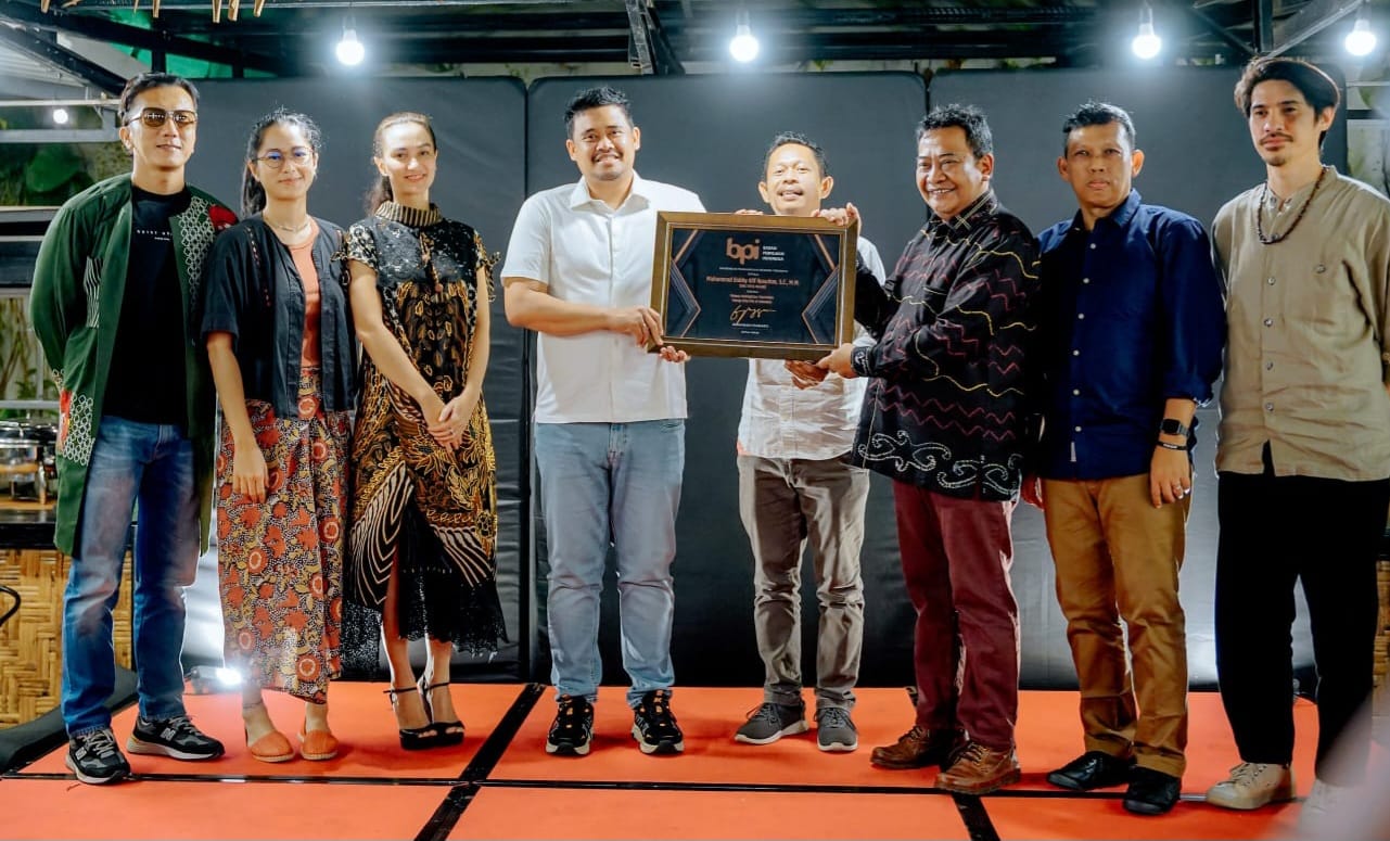 Bobby Nasution Terima Pengarjan Belopur Kebangkitan Film Medan Menyojo Kuta Film di Indonesia